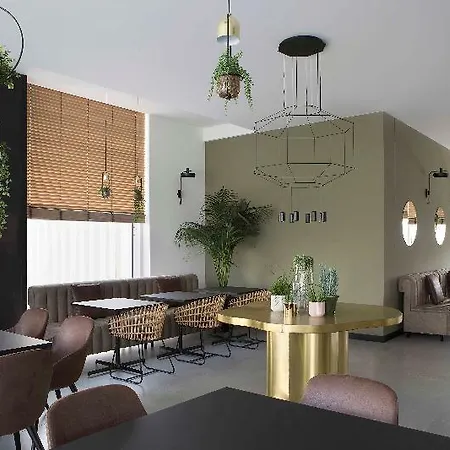Hotel J|hotel 4*